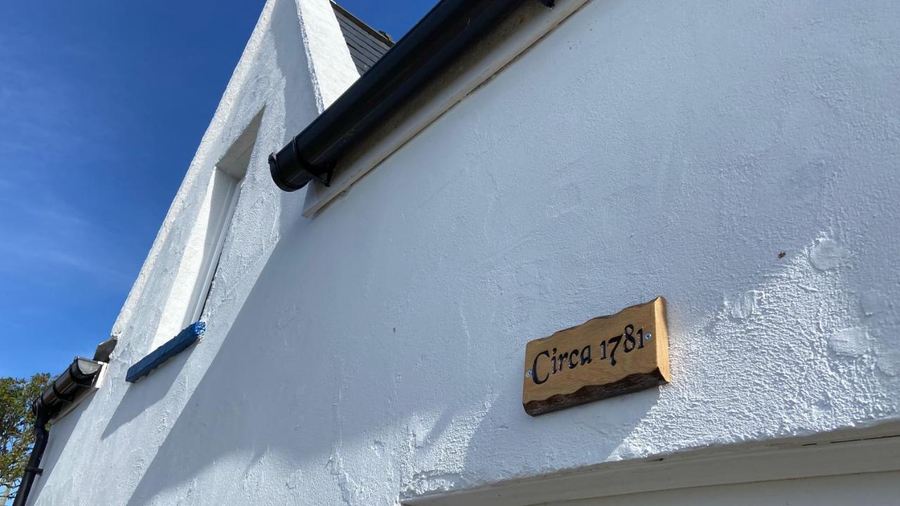 Carnmhor, Isle Of Skye - Stunning 242 Year Old Cottage On Its Own Sea Shore! Breakish Esterno foto