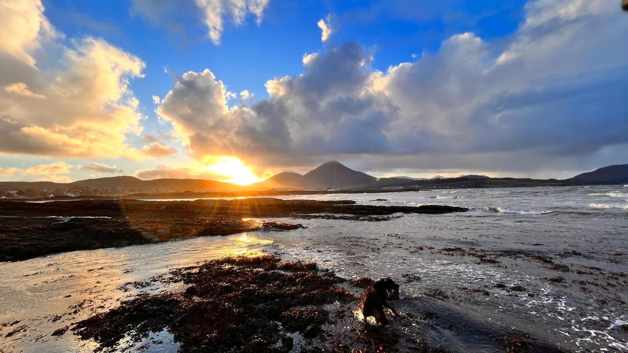 Carnmhor, Isle Of Skye - Stunning 242 Year Old Cottage On Its Own Sea Shore! Breakish Esterno foto