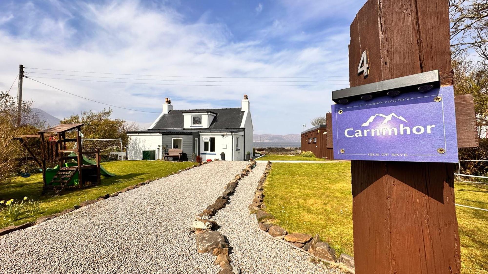 Carnmhor, Isle Of Skye - Stunning 242 Year Old Cottage On Its Own Sea Shore! Breakish Esterno foto